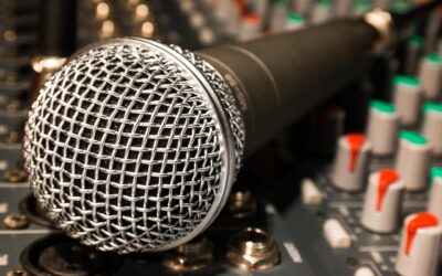 microphone 626618 1280